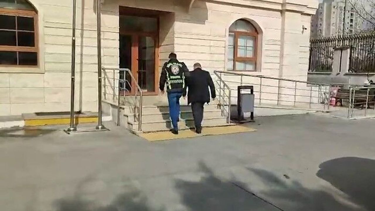 Esenyurt’ta yol verme kavgası: iki sürücüye para cezası