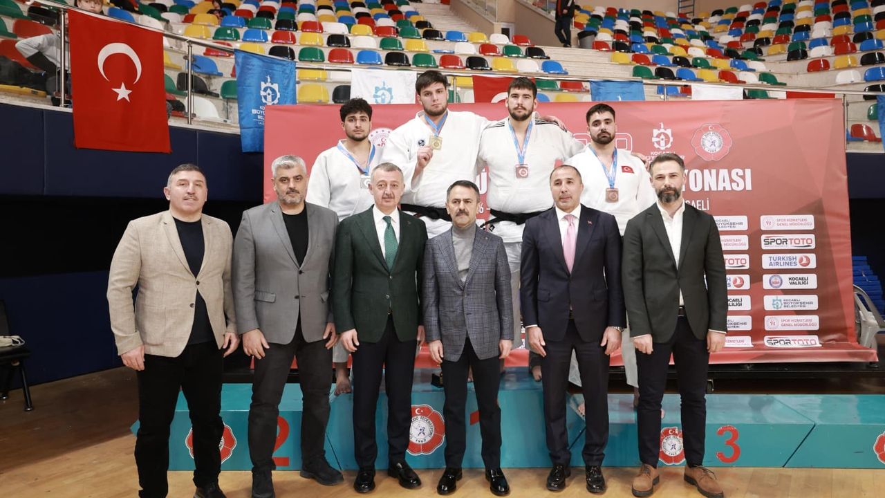 Kocaeli’de Türkiye Judo Şampiyonası Nefes Kesti