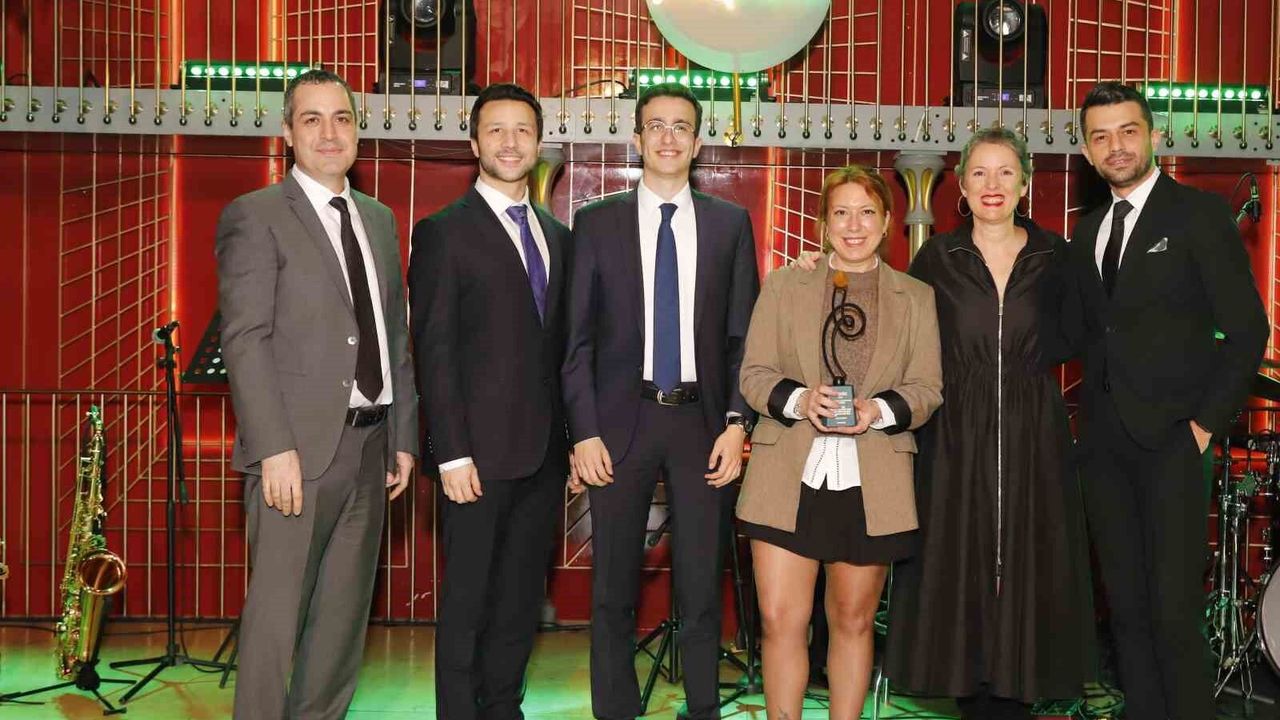 Aras Kargo’ya PRİDA 2025’te Topluluk Ödülü