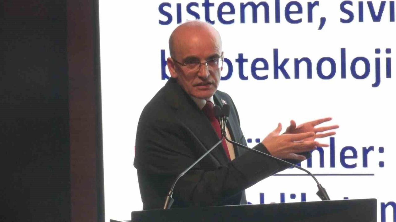 Şimşek’ten Sektörel Uyarı ve Büyük Fırsat Mesajı: Yatırım ve İnovasyon Vurgusu