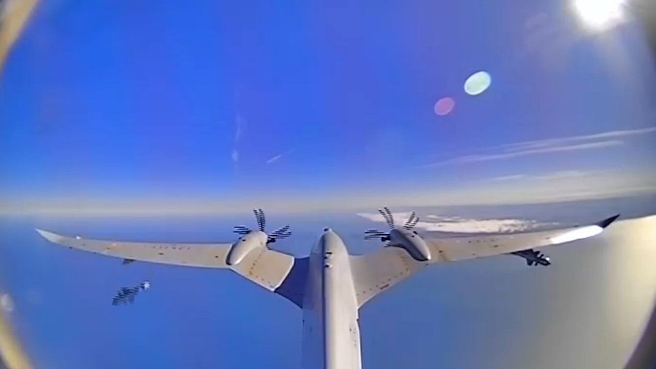 Bayraktar AKINCI'dan bir ilk: EREN mühimmatı ile hava atışında tam isabet