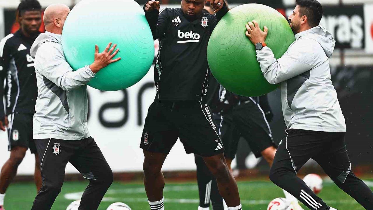 Beşiktaş, Başakşehir maçı hazırlıklarını sürdürdü