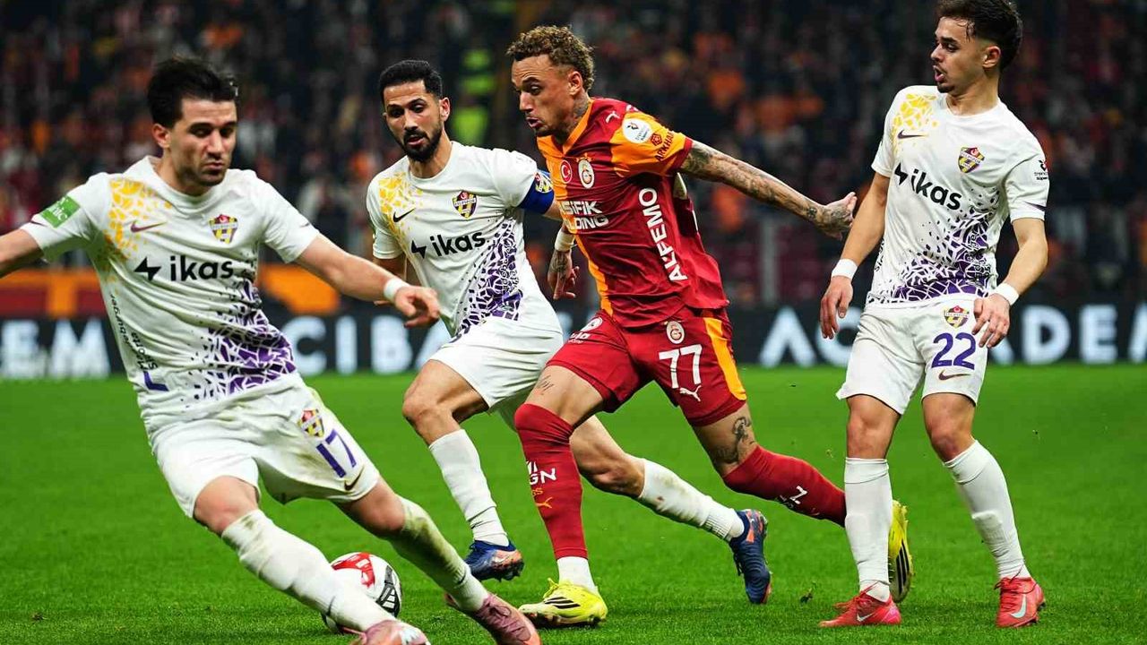 Galatasaray, Eyüpspor maçında 2 hafta sonra gol yedi