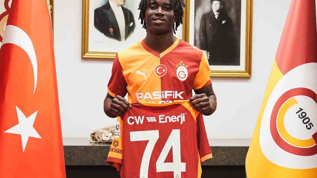 Galatasaray, Renato Nhaga ile sözleşme imzaladı
