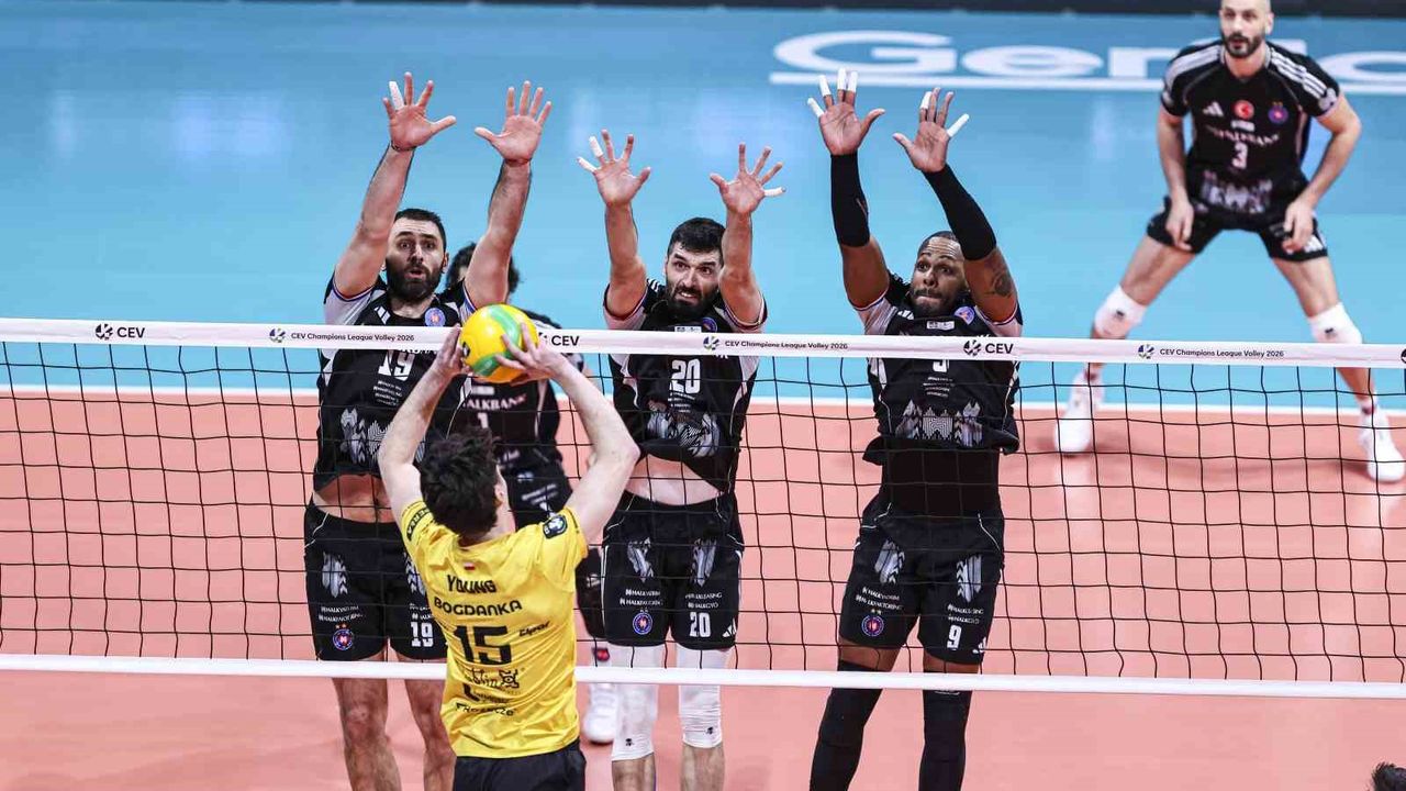 Halkbank, CEV Şampiyonlar Ligi’nde Lublin’e 3-2 mağlup oldu