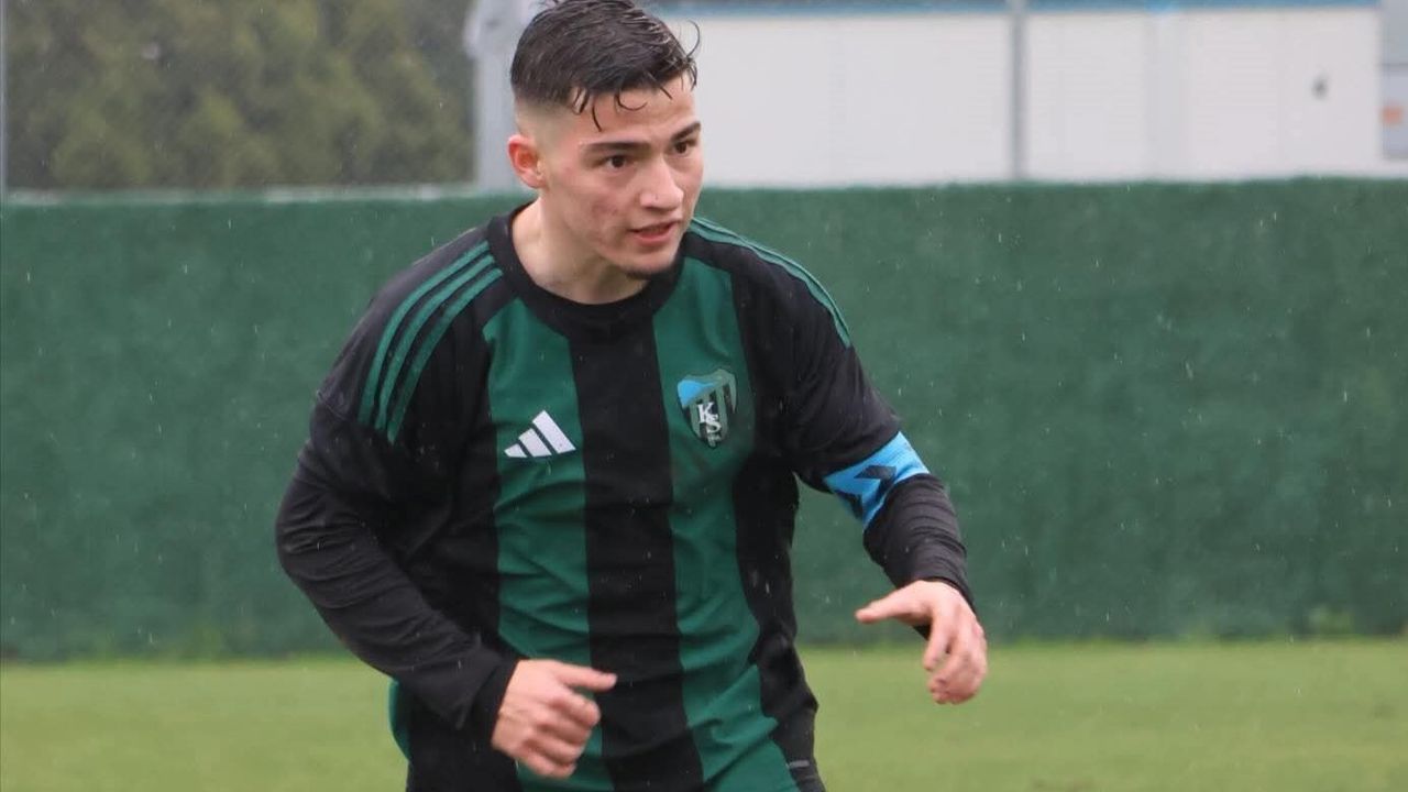 Kocaelispor, Mustafa Ege Bilim’i Yalova FK 77’ye Kiraladı