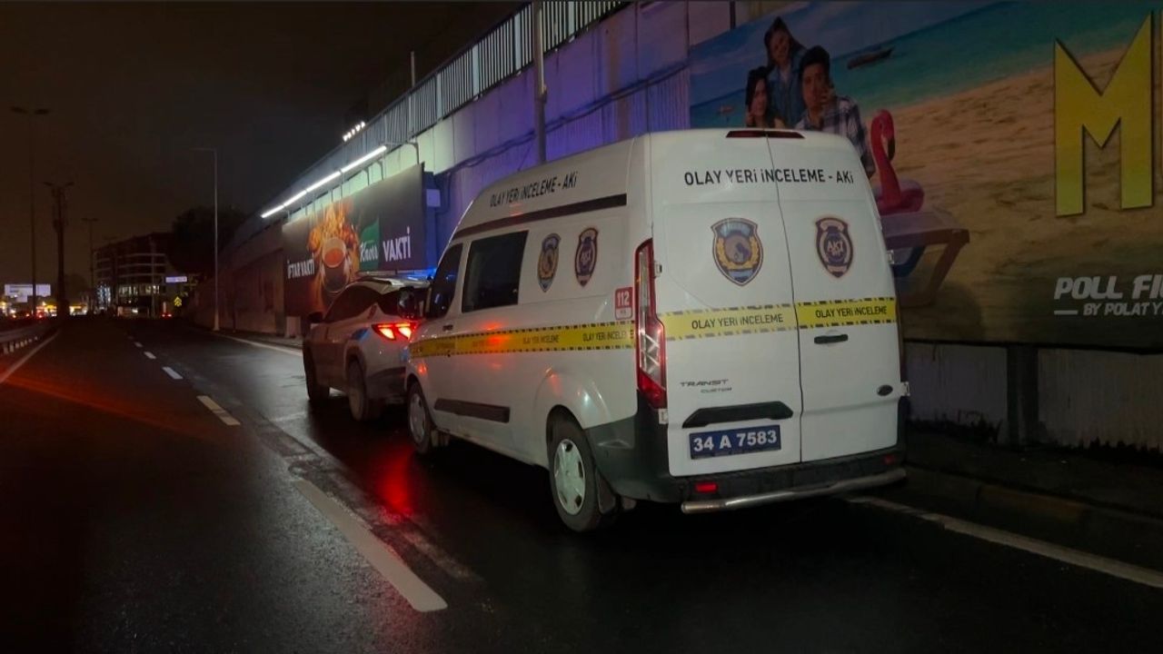 İstanbul D-100’de Gece Yarısı Faciası: Motosiklet Kazasında İki Kişi Yaşamını Yitirdi