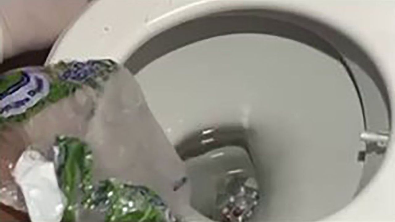 Sakarya’da Uyuşturucu Operasyonu: Aralarında Avukatın da Olduğu 3 Kişi Tutuklandı