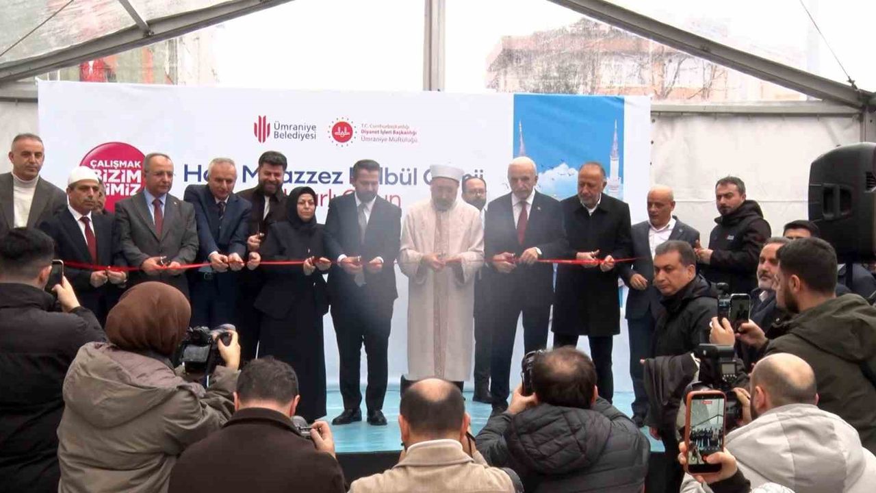 Ümraniye’de yıllara dayanan hikaye yeniden yazıldı: Cami dualarla açıldı
