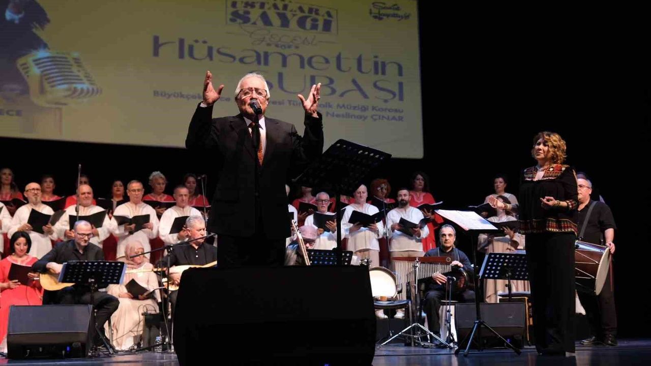 Ustalara Saygı Gecesi'ne usta sanatçı Hüsamettin Subaşı sahne aldı
