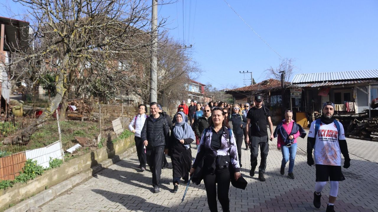 Bizim Köy Doğa Yürüyüşü Nebihoca’da gerçekleştirildi