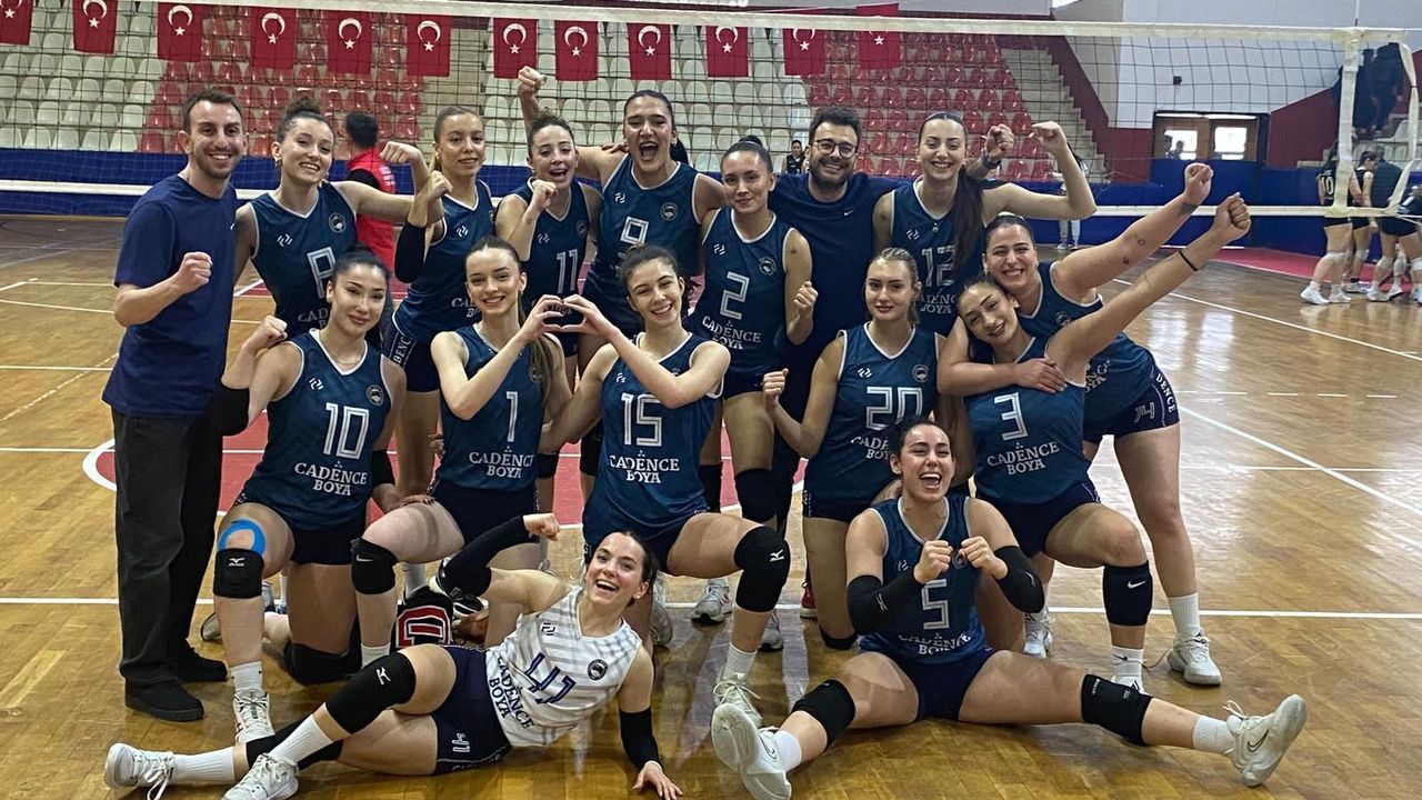 CADENCE Boya çeyrek finalde Beşiktaş Naviosa karşısında
