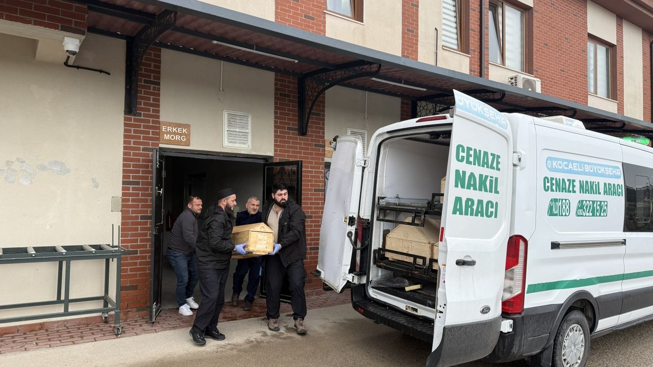 Kocaeli Büyükşehir’den 7/24 Ücretsiz Cenaze Nakil Hizmeti