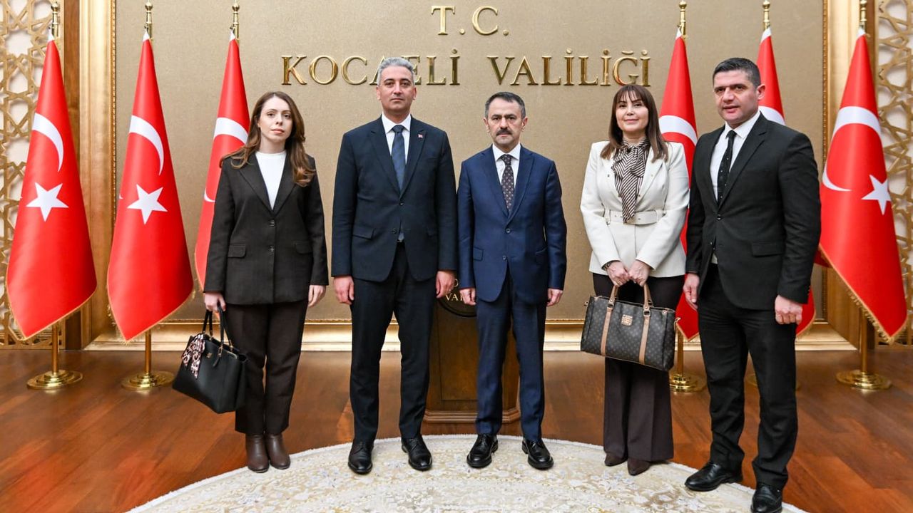 Çocuk Hizmetleri Genel Müdürü Hasan Basri Alagöz’den Vali Aktaş’a Ziyaret