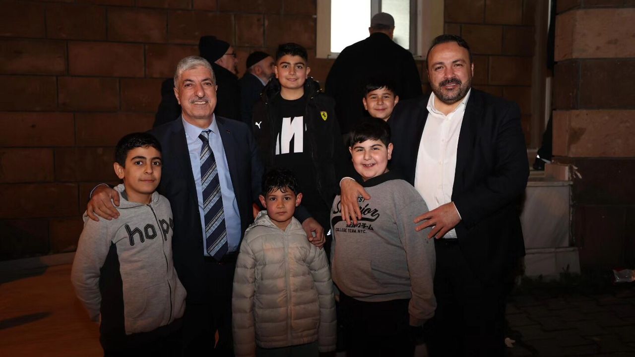 Dilovası’nda Ramazan’ın Manevi İklimi Camilerde Yaşanıyor