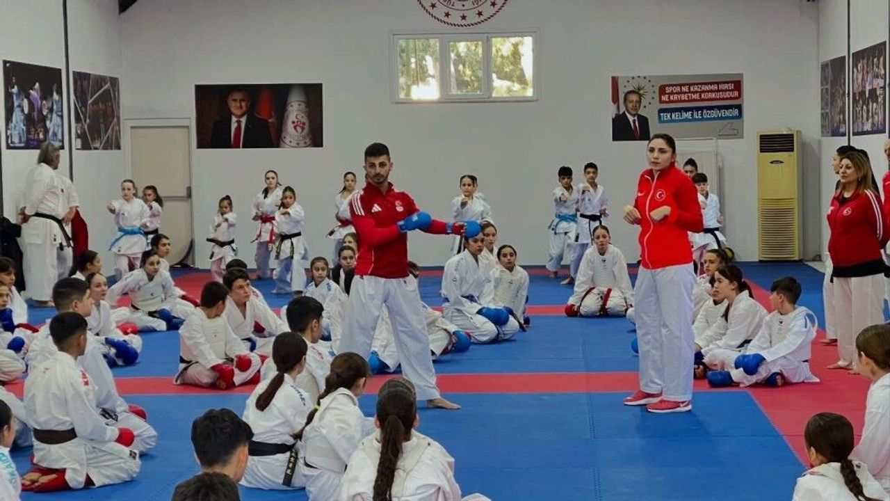 Eray Şamdan yeni şampiyonlar için mindere döndü