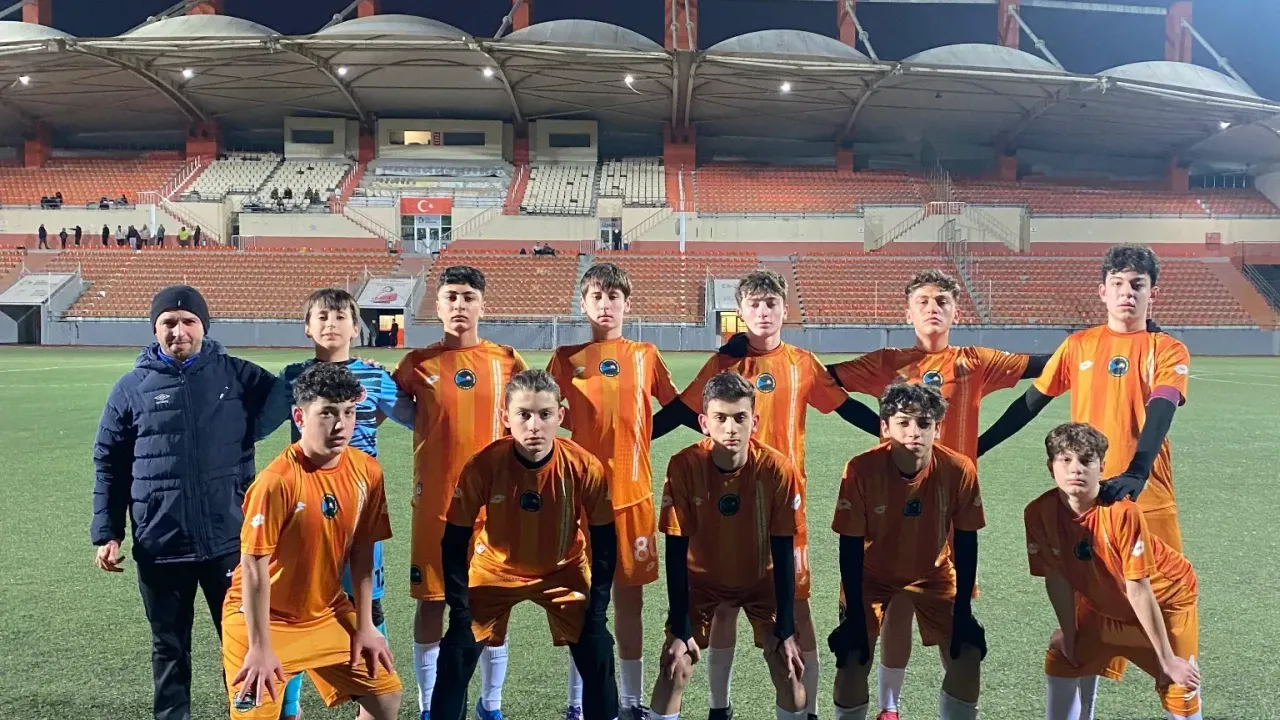 Güneşspor U14 Play-Off’ta Üçte Üç Yaptı