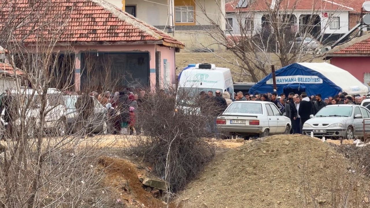 Başkentte Kadın Cinayeti: Songül Hakbilir Toprağa Verildi