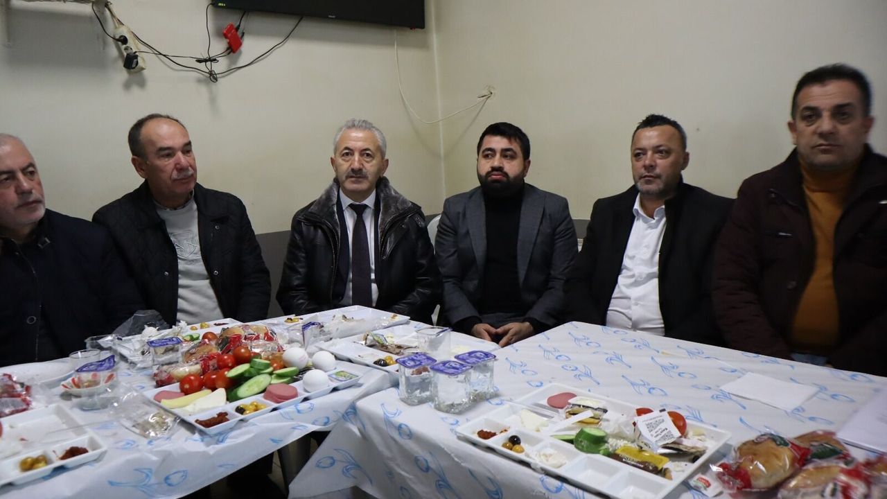 İzmit Belediyesi Durhasan’da Kırsal Mahalle Muhtarlarıyla Buluştu