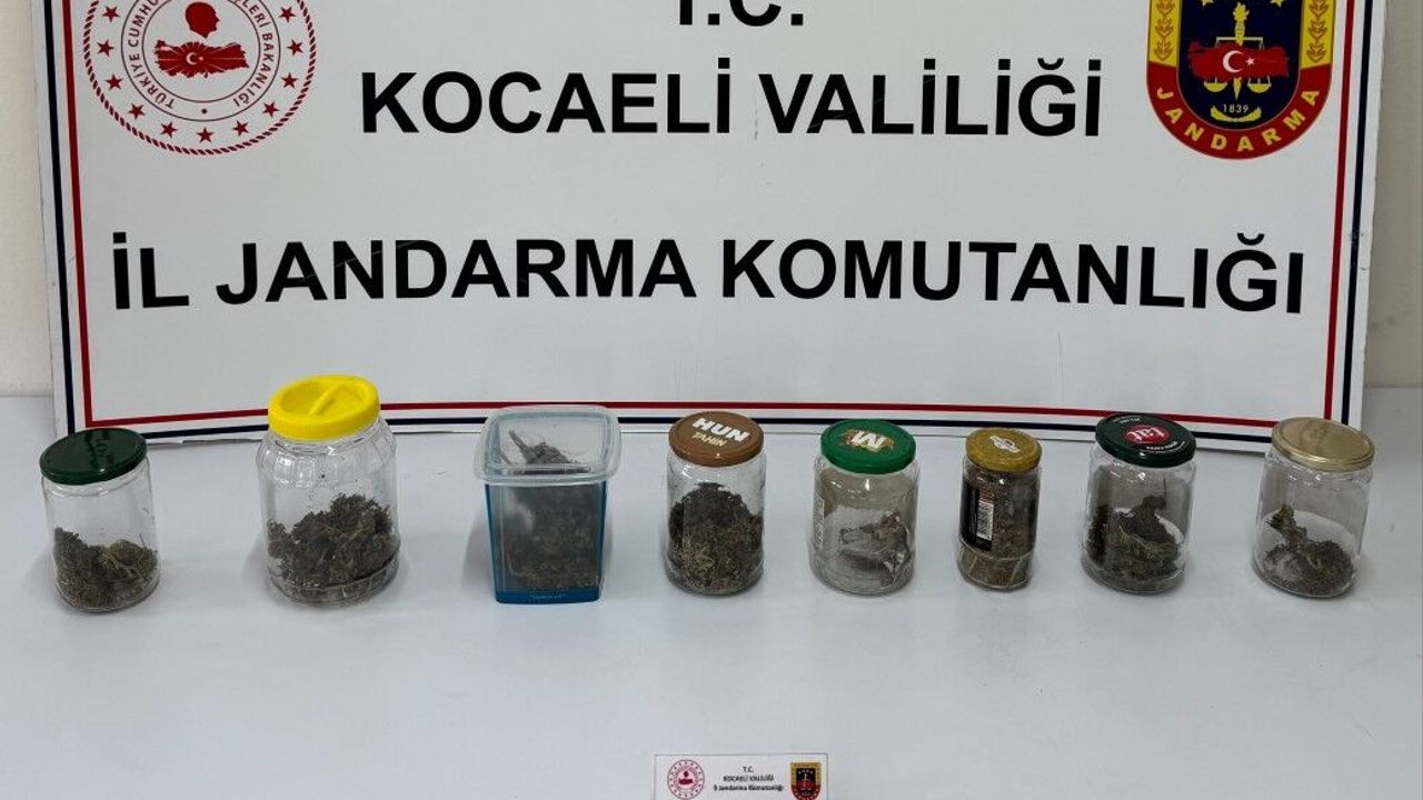 Kartepe ve Başiskele’de Uyuşturucu Operasyonu: 475 Gram Esrar Ele Geçirildi