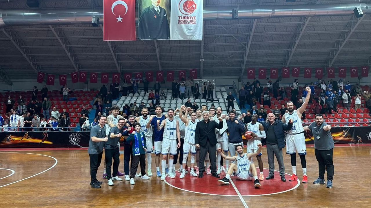 Kağıtspor, Şampiyonluk Adayı Göztepe’yi 91-82 Mağlup Etti