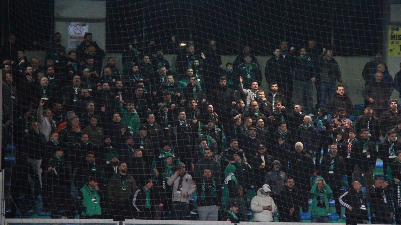 Kocaelispor Taraftarı 2200 Kilometre Yol Yaptı, Sonuç Hüsran