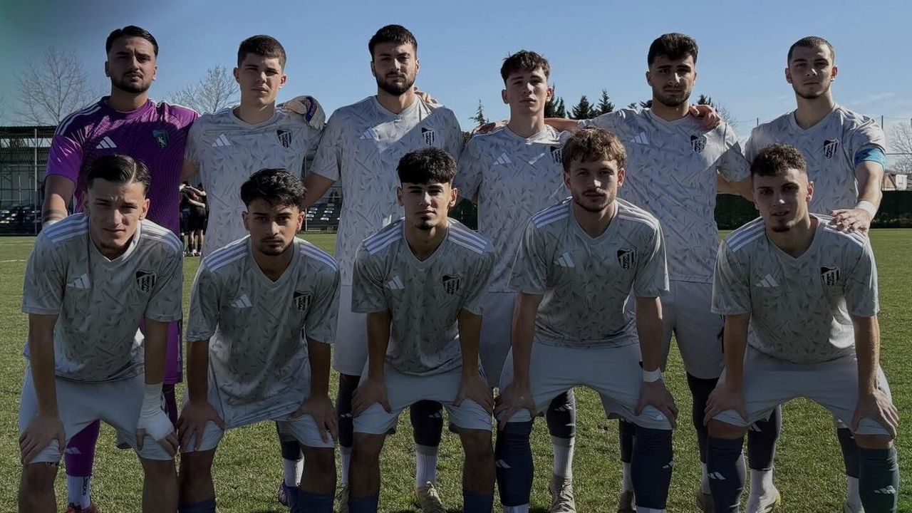 U19’da Uzatma Yıkımı: Kocaelispor 2-2’ye Razı Oldu