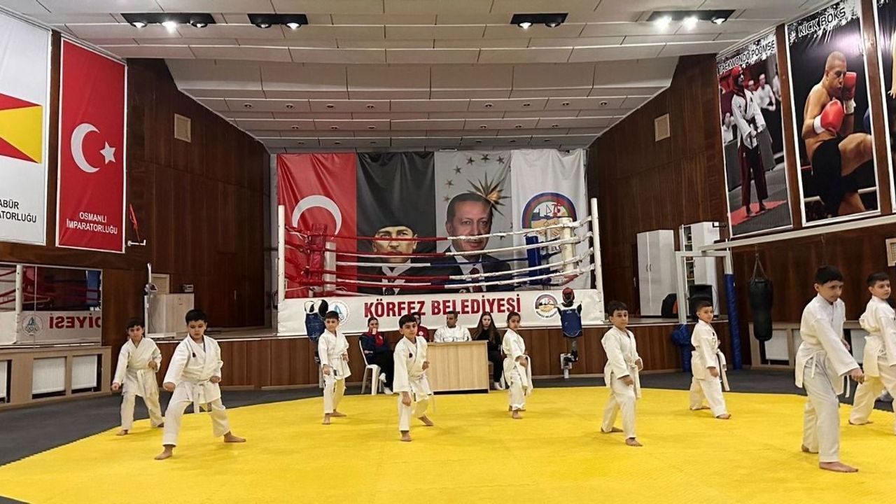Körfez Gençlerbirliği’nde 2026’nın ilk karate kuşak sınavı yapıldı