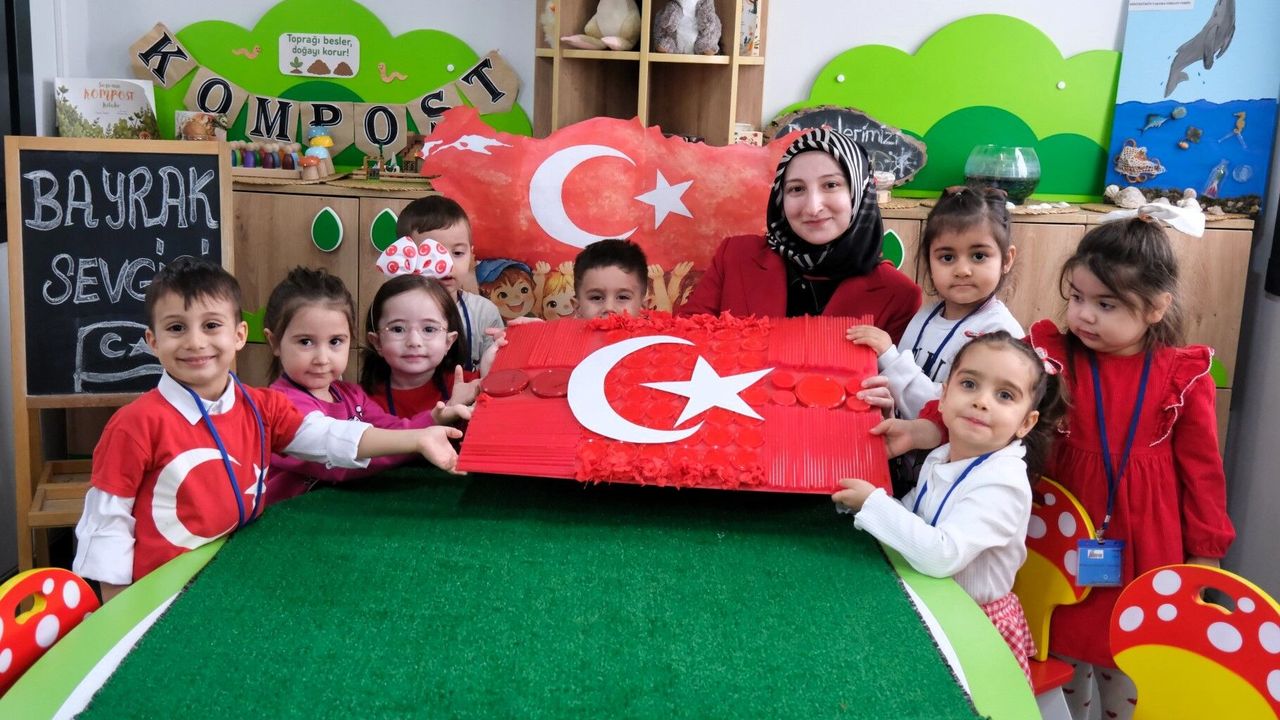 Lokomotif Çocuk Köyü’nde İlk Ders Zili Bayrak Sevgisiyle Çaldı