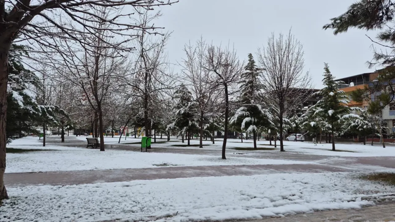 Malatya’da Kar Yağışı Nedeniyle Taşımalı Eğitime 1 Gün Ara Verildi
