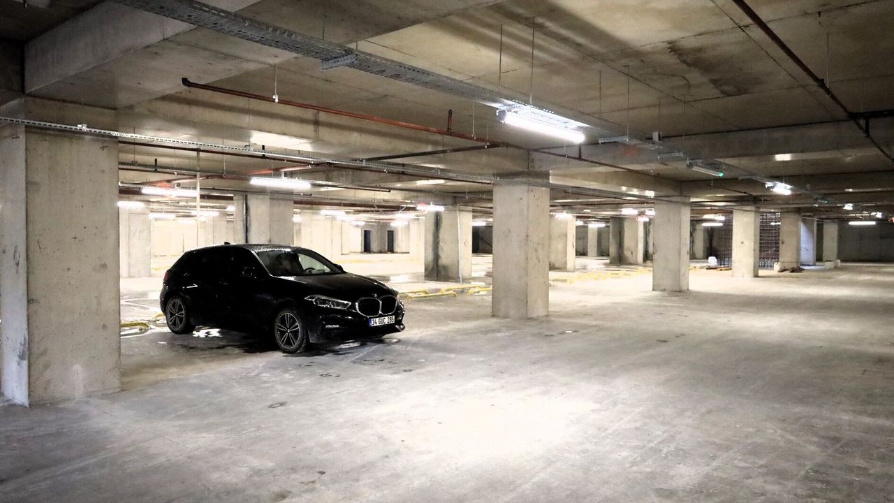 KOÜ Umuttepe Cami ve Otopark Projesi’nde ilk kat hizmete alındı