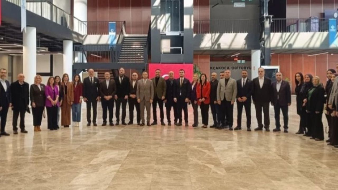 Genç Kocaelililer Derneği’nde Başkan Furkan Yeşildal Oldu