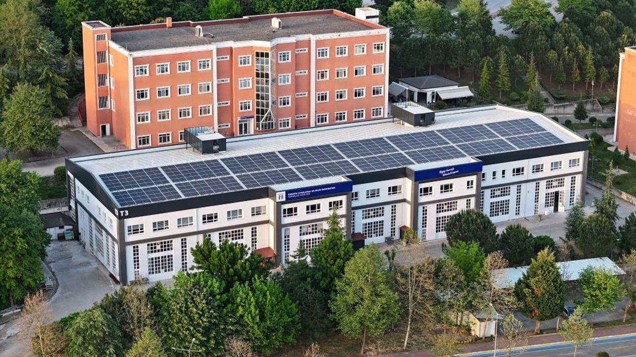 Çevreci kampüs yolunda önemli adım: SUBÜ’de 17 birim sıfır atık belgesi aldı