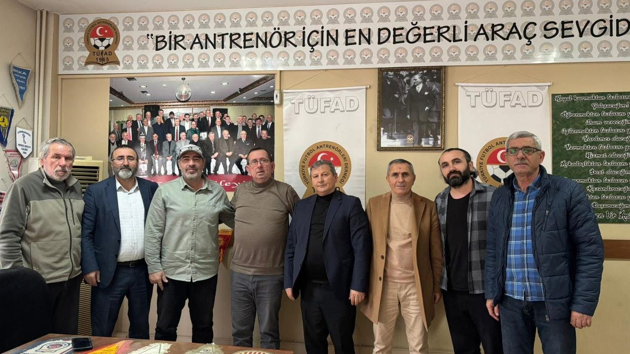 Çayırovalı antrenörlerden Demirer’e anlamlı ziyaret