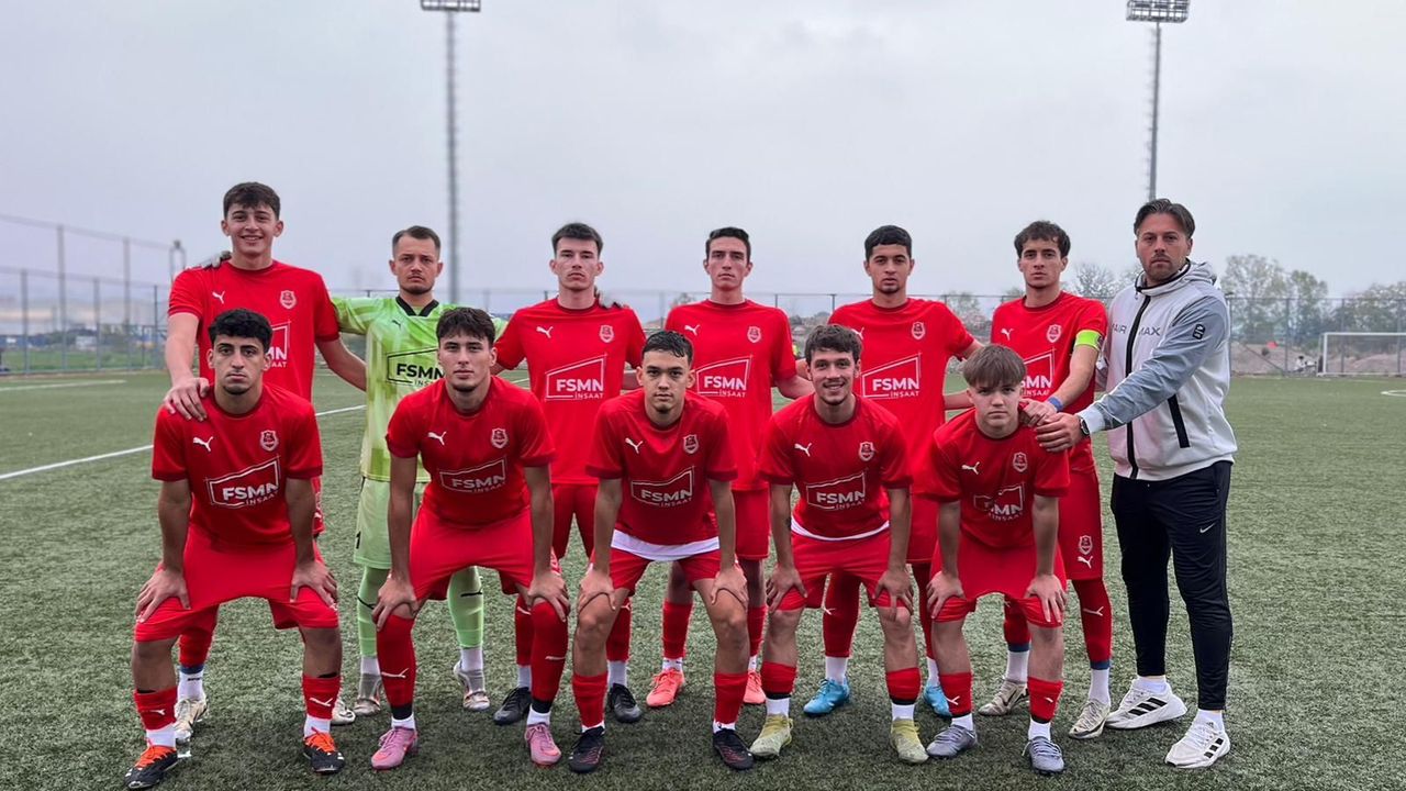 U19’da Güzide Gebzespor, Kullar 1975 Spor’u Farklı Geçti