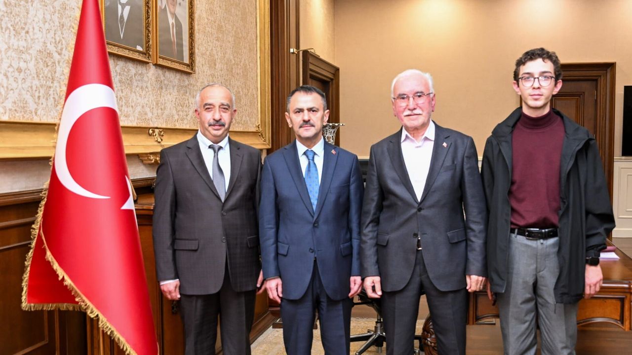 Eski Kuruçeşme Belediye Başkanı Kahraman ve İş İnsanı Barış’tan Vali Aktaş’a Ziyaret