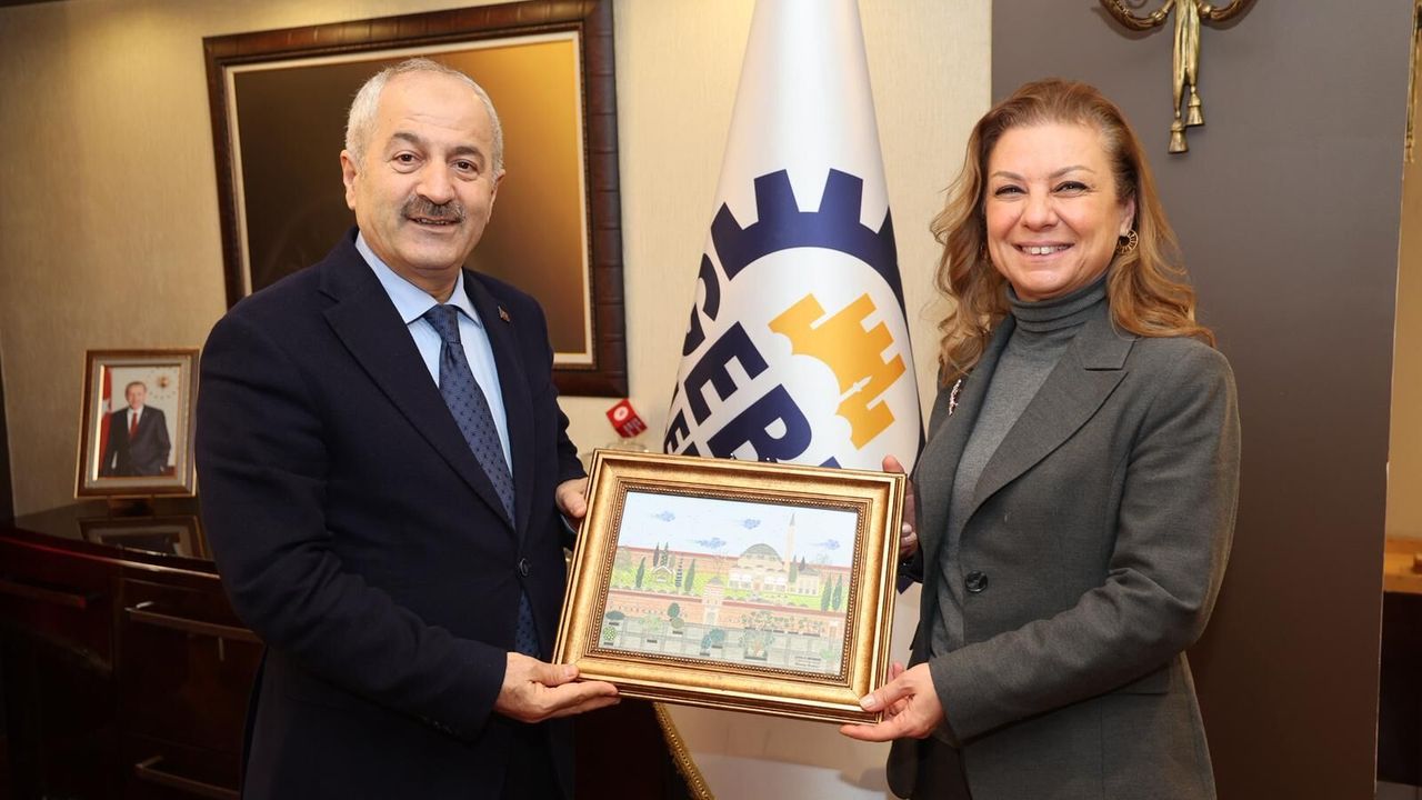 Başkan Büyükgöz, Safranbolu Belediye Başkanı Elif Köse’yi Ağırladı