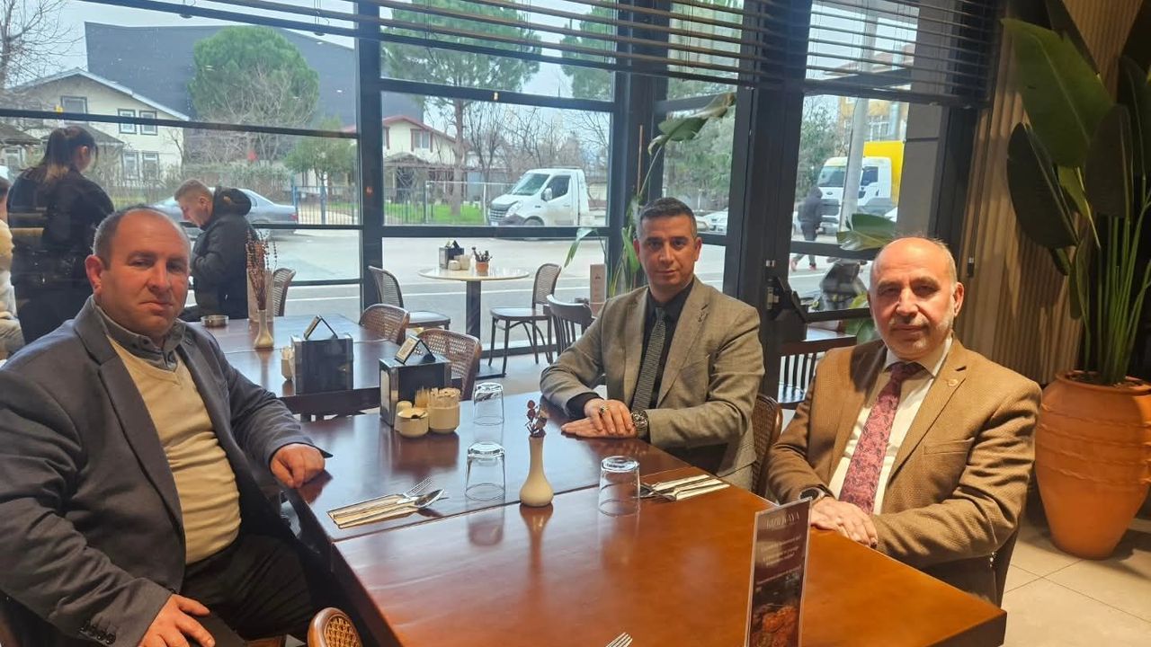 İzmit'te Yeni Yol Grubu’nda ortak akıl buluşması