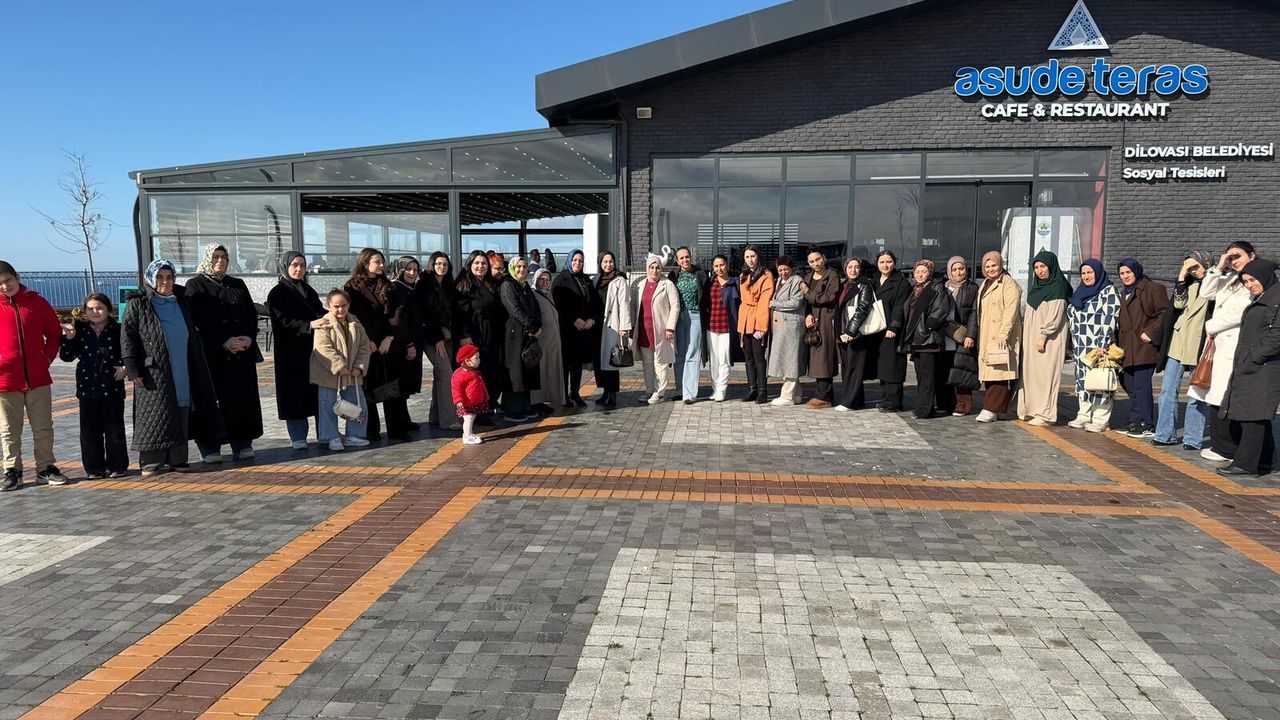 MHP Dilovası’ndan kadınlara yönelik kahvaltı buluşması