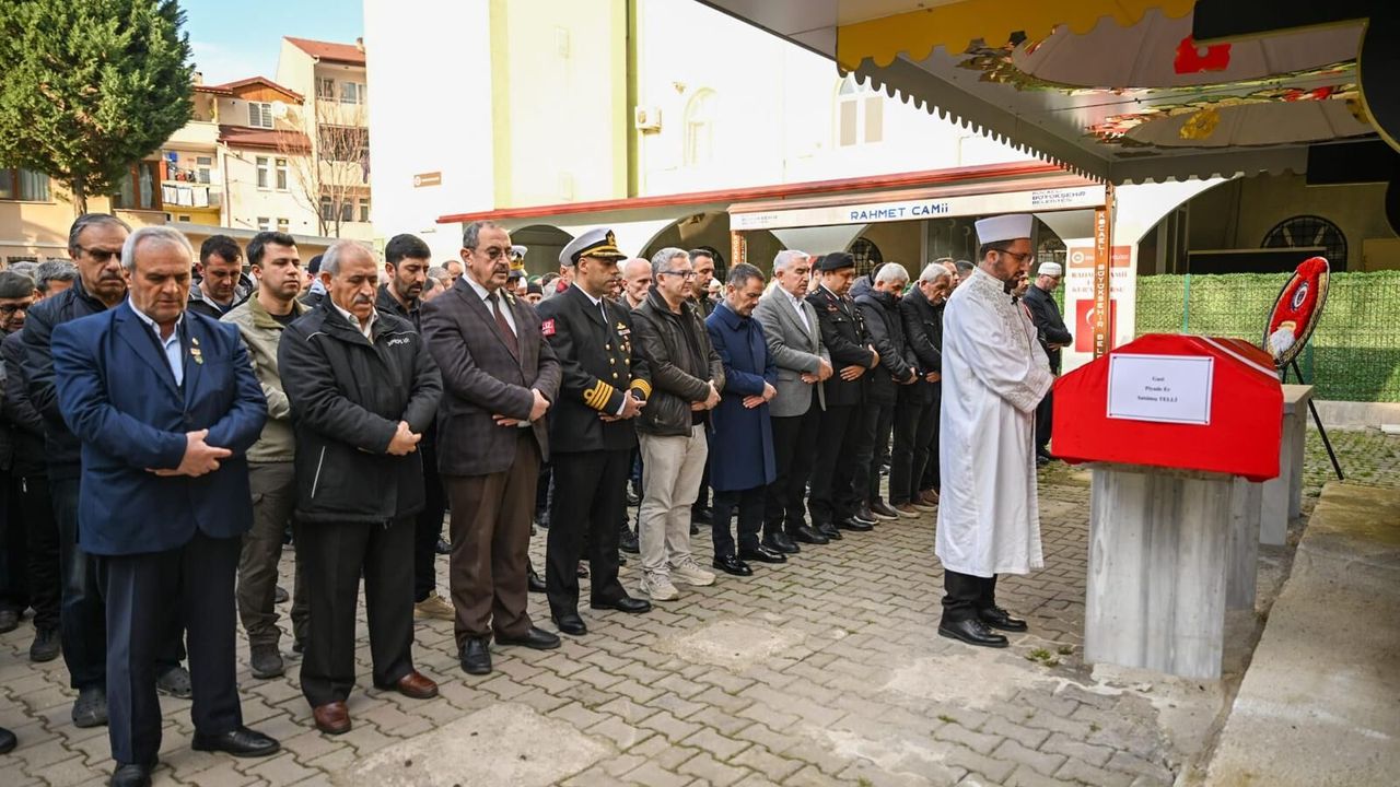 Vali İlhami Aktaş, Gazi Satılmış Telli’nin Cenaze Namazına Katıldı
