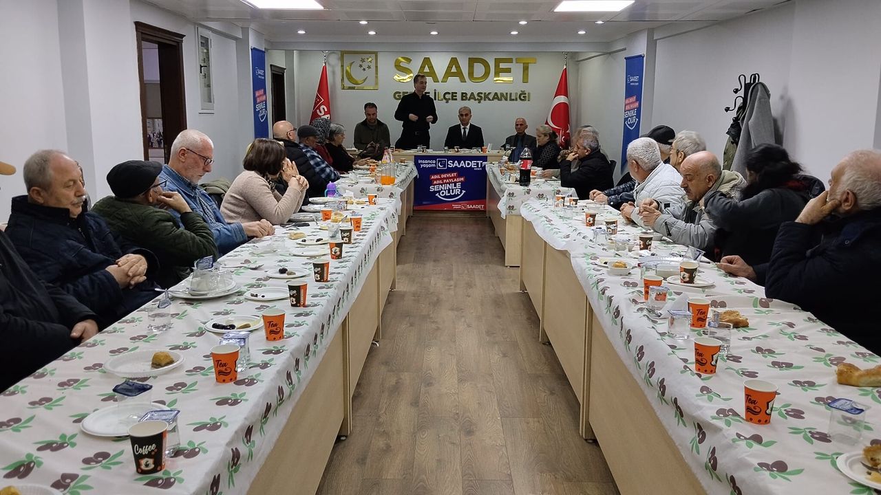 Gebze’de Emekli Dernekleri Aynı İftarda Buluştu