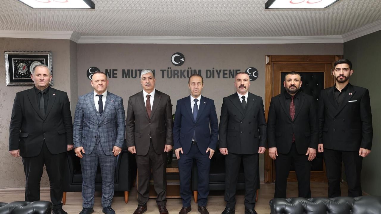 MHP Heyetinden Kocaeli İl Başkanı Kamil Akın’a Ziyaret