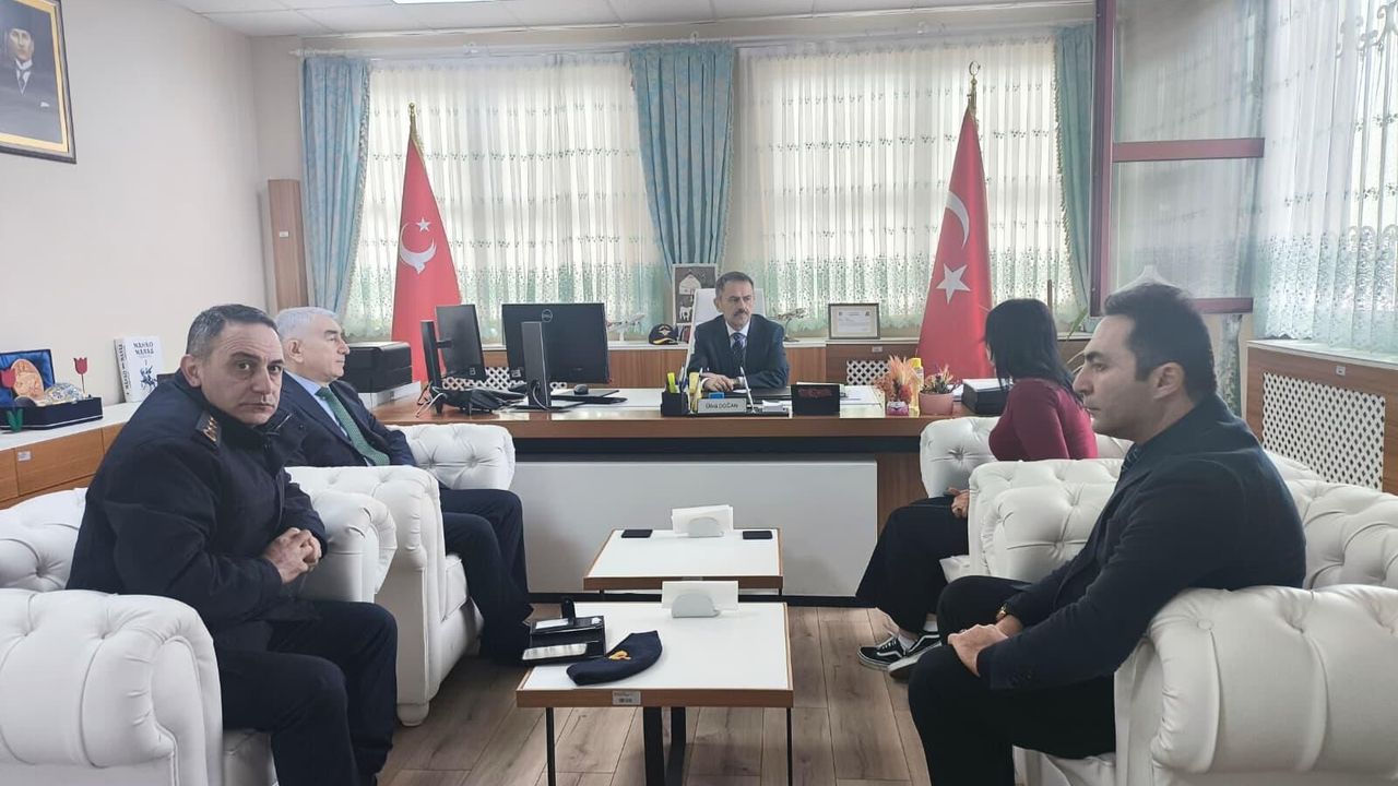 Vali Aktaş görevi yerinde denetledi: Gündoğdu Geri Gönderme Merkezi ve jandarma