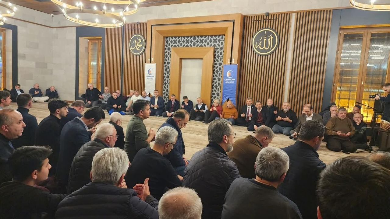 Vali İlhami Aktaş, Cihannüma Sahur Meclisinde Ramazan Ruhu ile Bir Araya Geldi