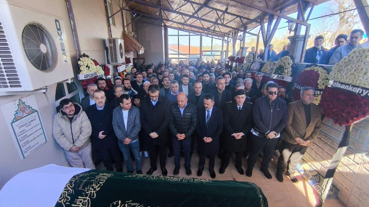 Vali İlhami Aktaş, Ekrem Aktaş’ın Cenaze Namazına Katıldı