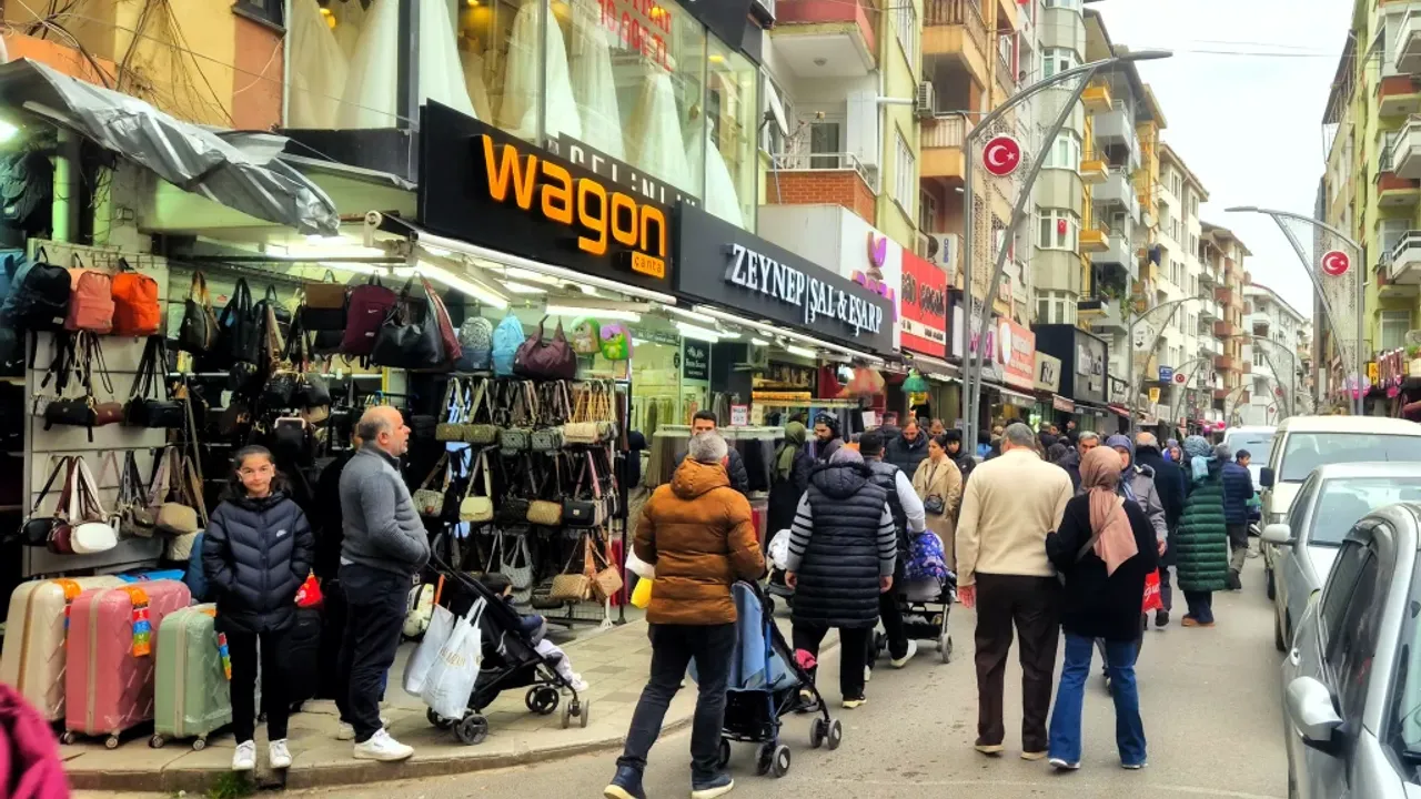 Kocaeli’de Sahur Yoğunluğu Rekor Kırdı: Türkiye’de İlk Sıralarda Yer Aldı