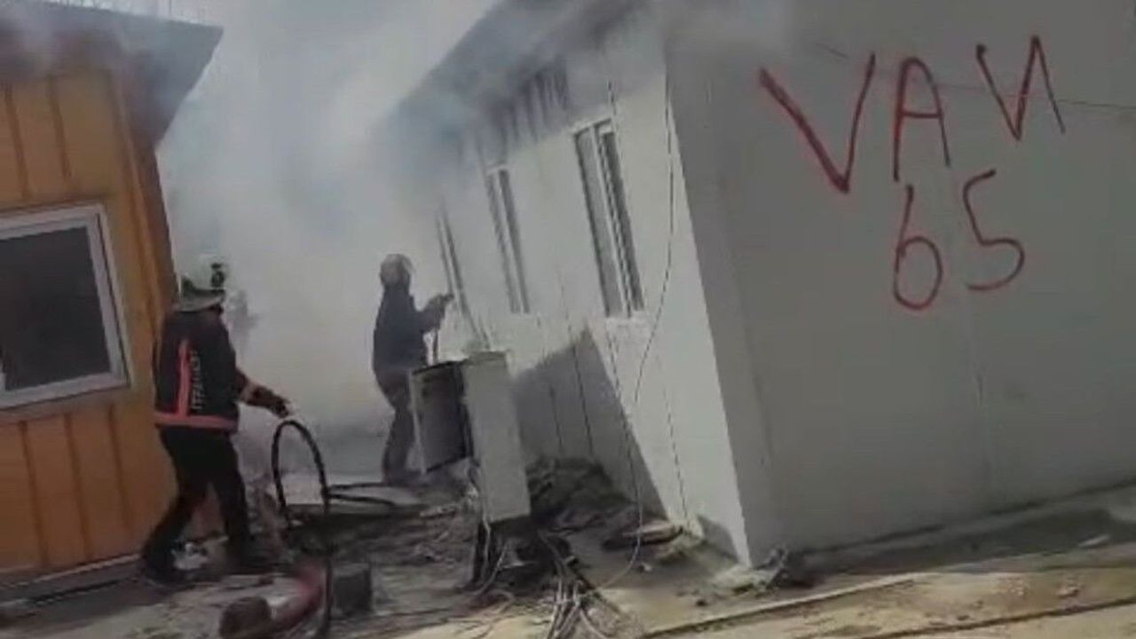 Malatya’da Şantiyede Korkutan Yangın