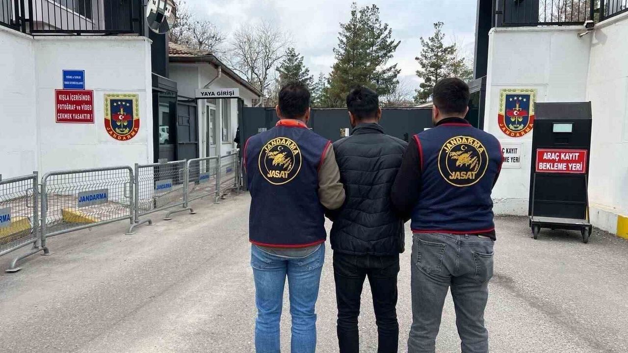 JASAT Operasyonu: Hakkında Yakalama Emri Bulunan 127 Şüpheli Yakalandı