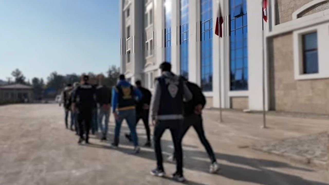 Çeşitli suçlardan yakalanan 18 şüpheli tutuklandı