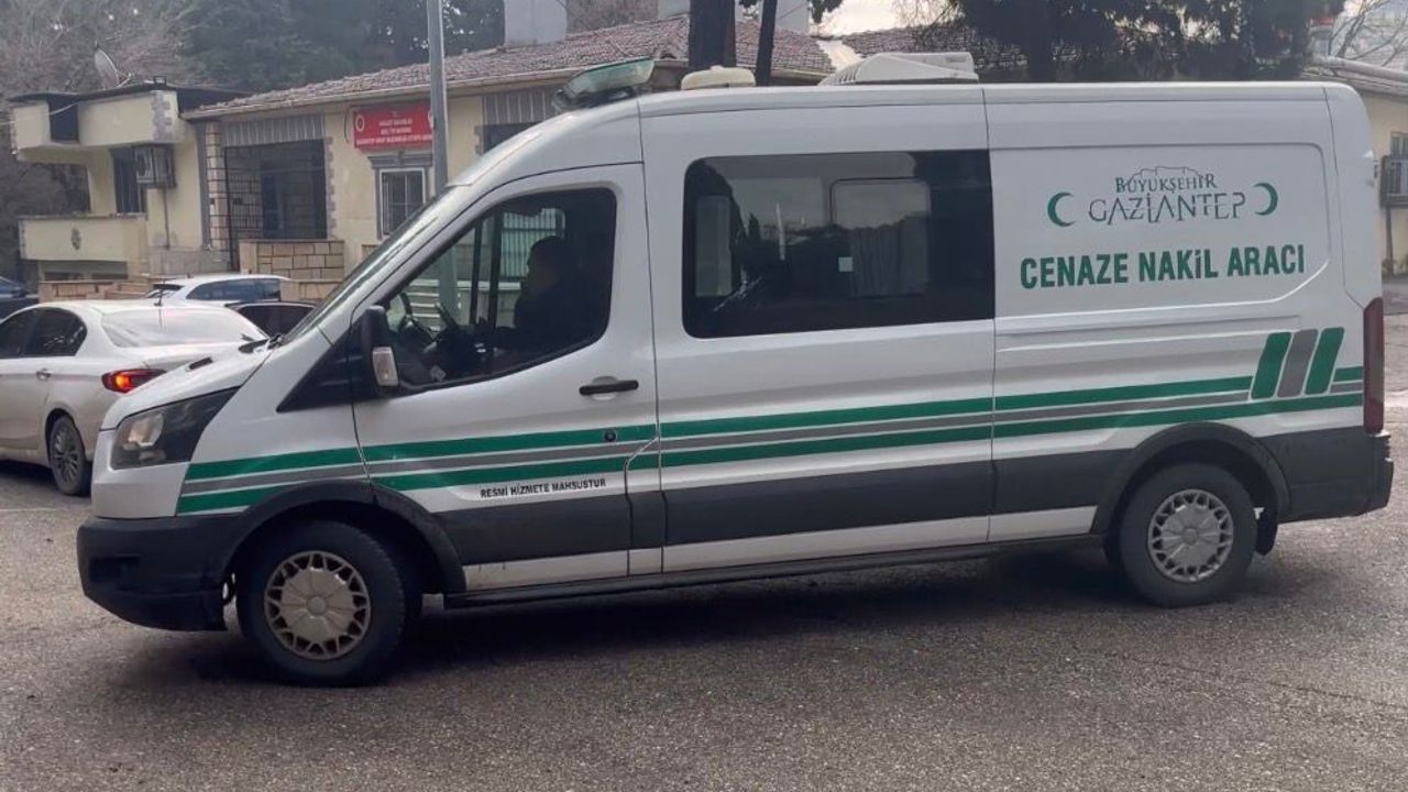 Sakarya’da Feci Kaza: 22 Yaşındaki Sürücü Hayatını Kaybetti